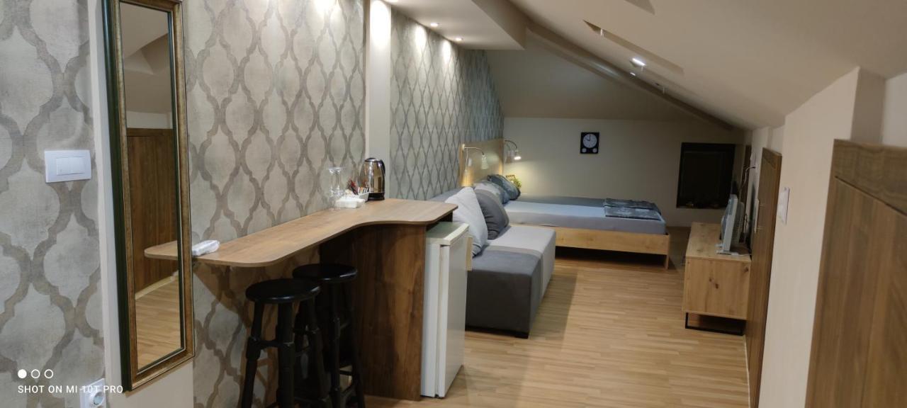 Inbox Apartments 比托拉 外观 照片